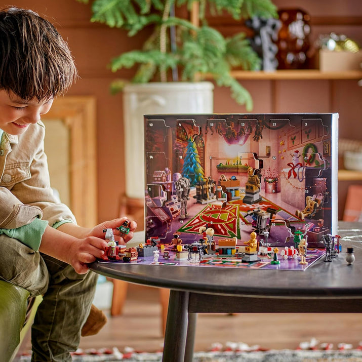 ® Star Wars™ Advent Calendar 2025 75418 Toy Set for Kids, Unique Mini Build Toys, Iconic Characters, Buildable Vehicle, Christmas Holiday Present for Boys, Girls and Any Fan Aged 6 and Over